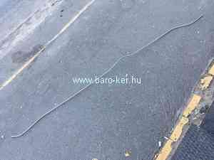 LADA BENZINCSŐ FÉM FENÉKLEMEZEN