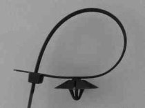 183108 UNIVERZÁLIS VEZETÉK RÖGZÍTŐ PATENT